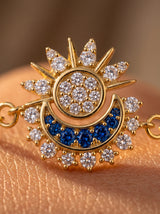 Macro Detail · Pulseras Sol y Luna · Dorado