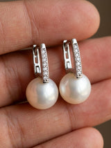 Scale/Size · Pendientes de Perla · Plateado