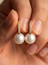Scale/Size · Pendientes de Perla · Dorado